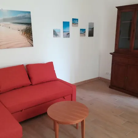 Agli Oleandri In Con Con Parcheggio