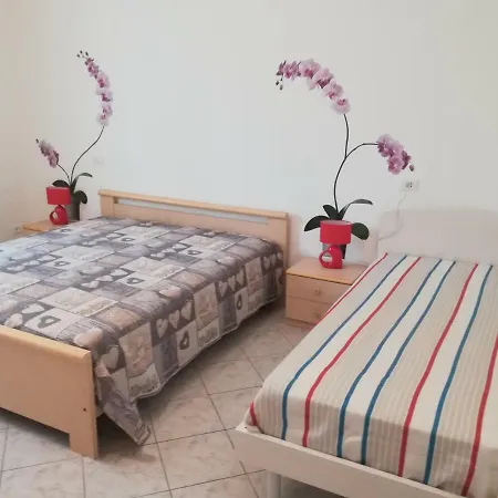 Agli Oleandri In Con Con Parcheggio Appartement